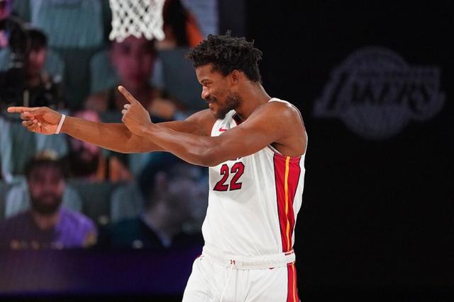 曼城面临困境：曼苏尔的财富与丑闻交织